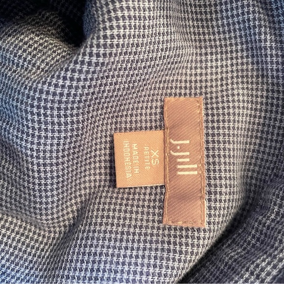 J. Jill bundle of 2 lined plaid shirts with roll tab sleeves - Picture 4 of 8